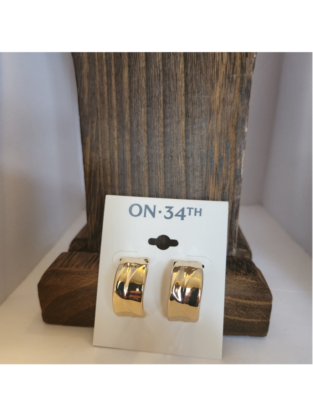 ON·34TH Gold Hoop Earrings - Picture 9 of 9